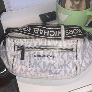 Michael Kors Monogram Belt Bag/fanny pack